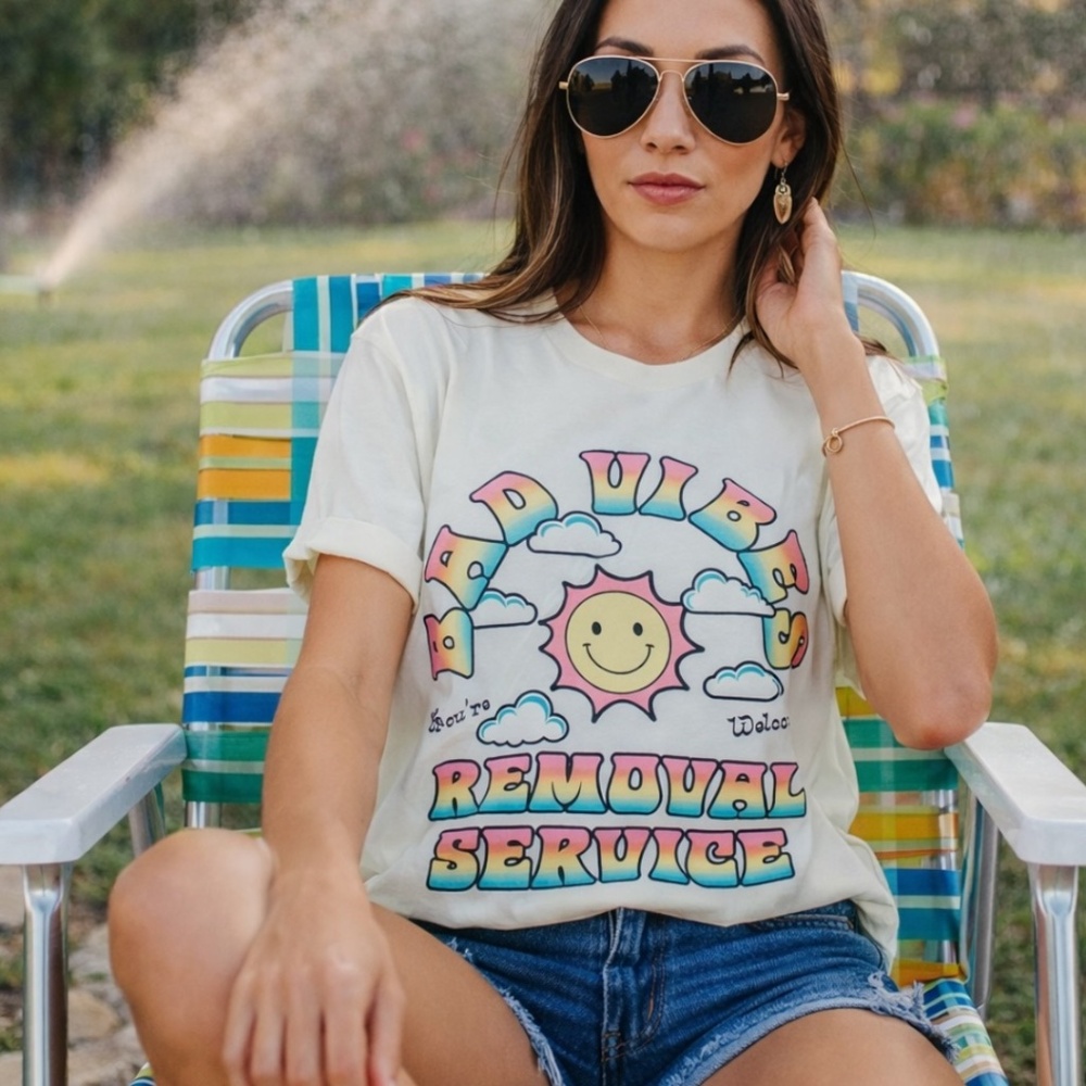Retro , Vintage Inspired‎ graphics Tee, Bad Vibes Removal NWT, Sz XSmall